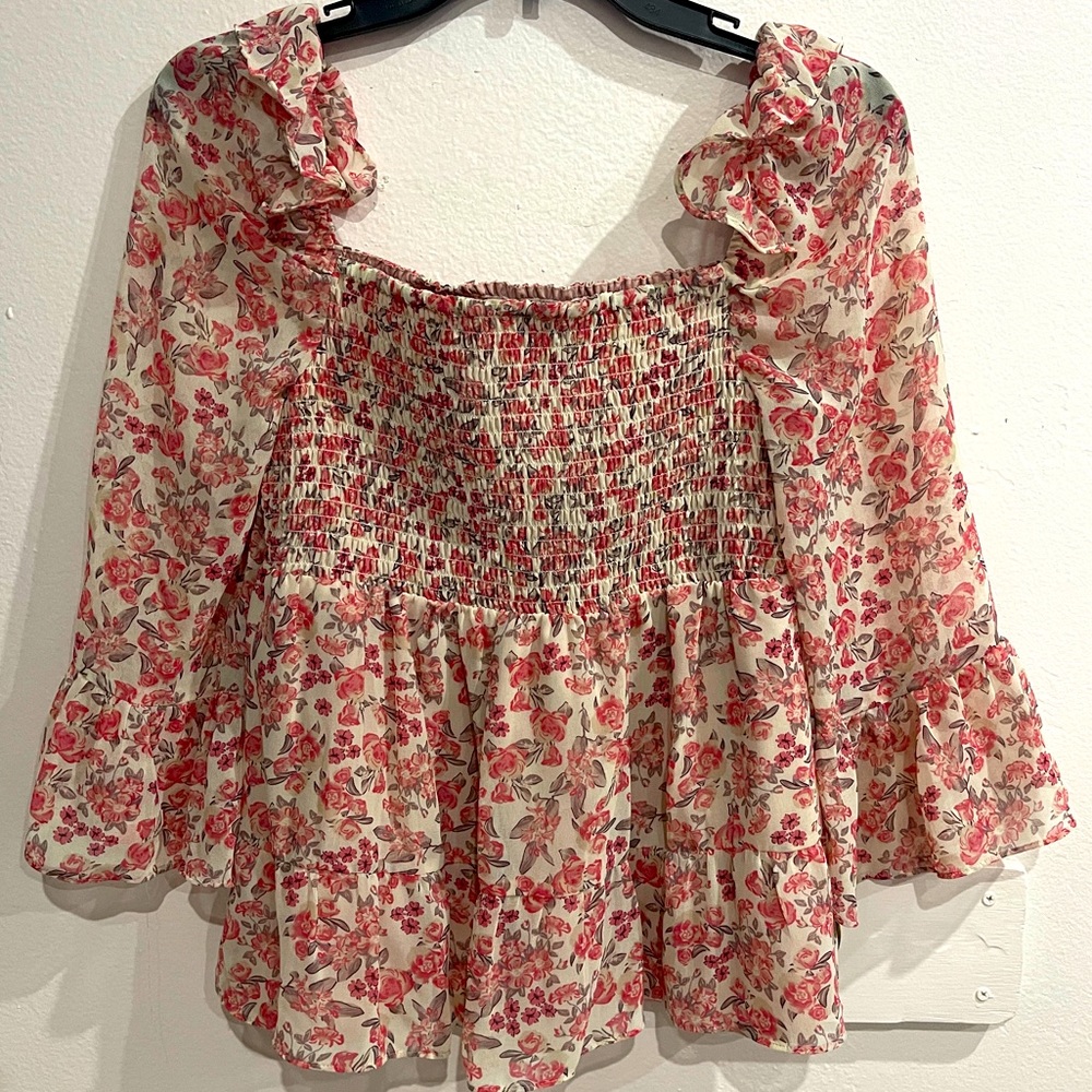 BB Dakota smocked blouse
